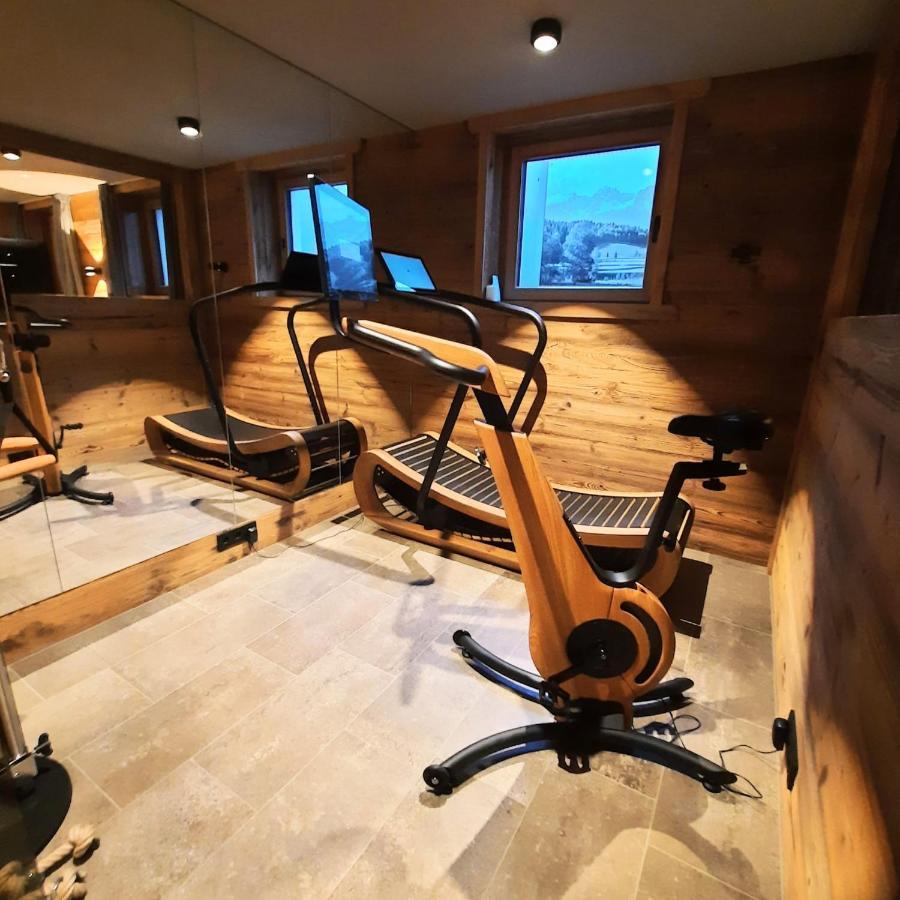 Hahnenkamm Suite Ski-In Ski-Out Direkt An Der Hahnenkammbahn Kitzbühel Esterno foto