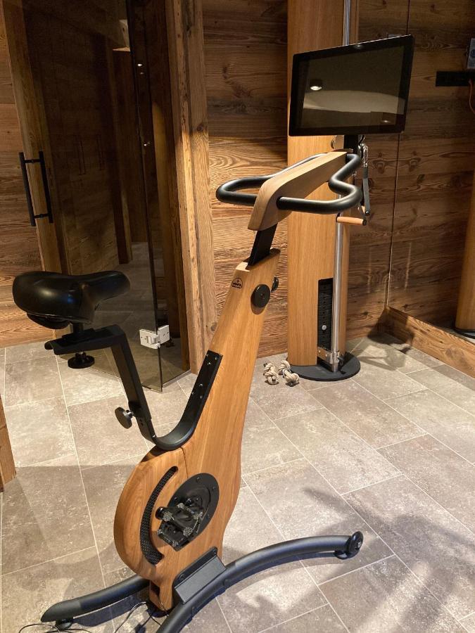 Hahnenkamm Suite Ski-In Ski-Out Direkt An Der Hahnenkammbahn Kitzbühel Esterno foto
